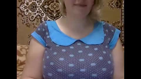 Snapshot of karilina_hi chatting on 01.03.25 Karilina Hi online show from 01.03.25