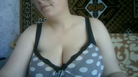 Snapshot of karilina_hi chatting on 05.23.26 Karilina Hi online show from 05.23.26