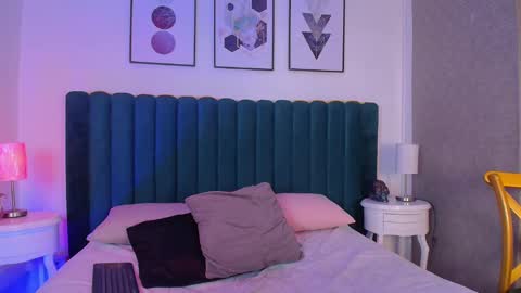 Karina online show from 01.29.25