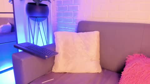 Kari online show from 02.05.25