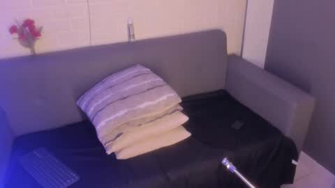 Kari online show from 09.12.25