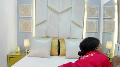 Snapshot of karinaacox chatting on 04.15.26 karinaacox online show from 04.15.26