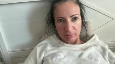 Snapshot of karinablair chatting on 11.24.25 Karina online show from 11.24.25