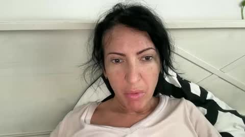 Snapshot of karinablair chatting on 01.12.26 Karina online show from 01.12.26