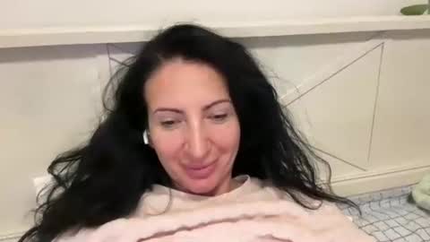 Snapshot of karinablair chatting on 02.25.26 Karina online show from 02.25.26