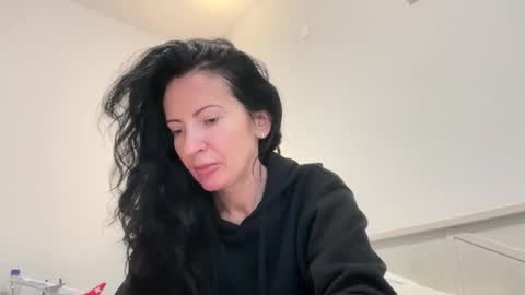 Snapshot of karinablair chatting on 02.26.26 Karina online show from 02.26.26