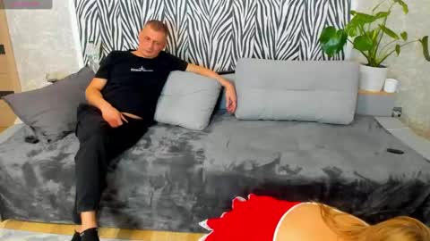 Snapshot of karinadeniss chatting on 12.24.24 Onlyfans cute valerri Real Nme Valerri online show from 12.24.24