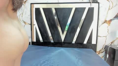 Snapshot of karinasimonz chatting on 10.12.25 KarinaSimonz online show from 10.12.25