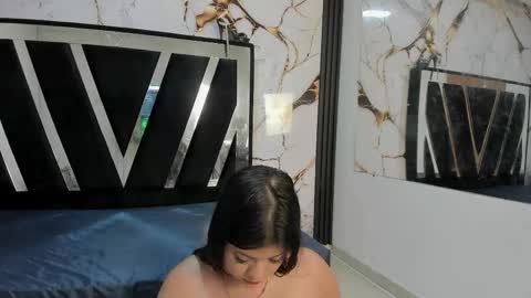 Snapshot of karinasimonz chatting on 10.21.25 KarinaSimonz online show from 10.21.25