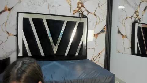 Snapshot of karinasimonz chatting on 10.24.25 KarinaSimonz online show from 10.24.25