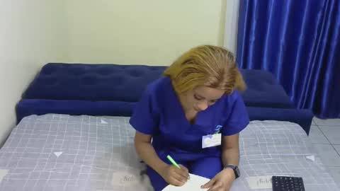 Snapshot of karinda_d chatting on 06.11.26 karinda_d online show from 06.11.26