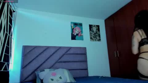 KARINNA  RAVEN online show from 07.24.26