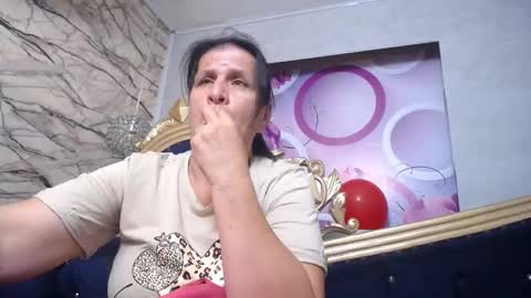 Karito online show from 12.04.25