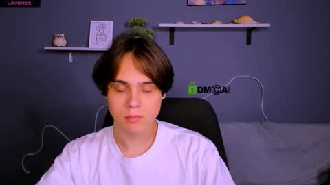 Snapshot of karl_mans chatting on 09.22.25 Karl online show from 09.22.25