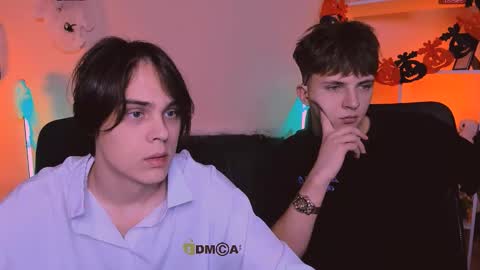 Snapshot of karl_mans chatting on 10.26.25 Karl online show from 10.26.25