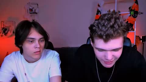 Snapshot of karl_mans chatting on 11.02.25 Karl online show from 11.02.25