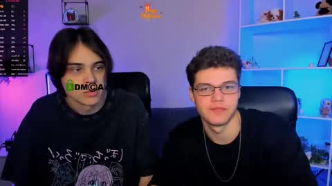 Snapshot of karl_mans chatting on 11.05.25 Karl online show from 11.05.25