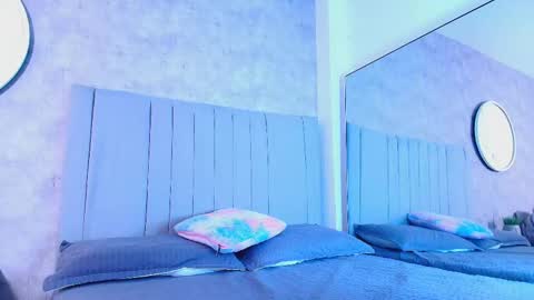 Snapshot of karla__ruiz chatting on 10.26.25 Karla online show from 10.26.25