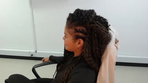 karla_cg online show from 02.18.25