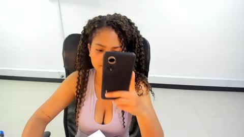 karla_cg online show from 03.05.25