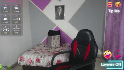 Snapshot of karla_charloby chatting on 01.25.25 Karla online show from 01.25.25