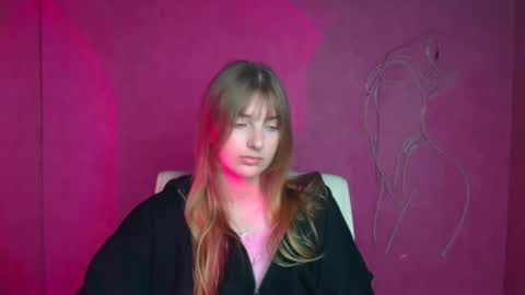 Karla online show from 09.16.25