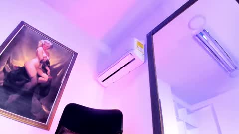 Karla Gonzaless online show from 02.13.25