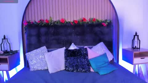 Karla Gonzaless online show from 09.18.25