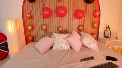 Karla Gonzaless online show from 04.18.26