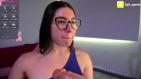 Snapshot of karla_honey_ chatting on 10.06.25 Karla online show from 10.06.25