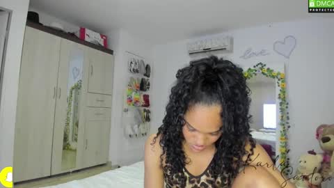 Snapshot of karla_santoro chatting on 02.28.25 Karla Santoro online show from 02.28.25