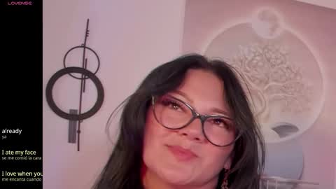 Snapshot of karla_valk1 chatting on 09.24.25 karla online show from 09.24.25