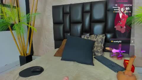 karlarusso online show from 09.30.25