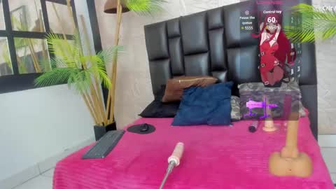 karlarusso online show from 10.08.25