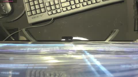 karliie kloss   online show from 10.17.25