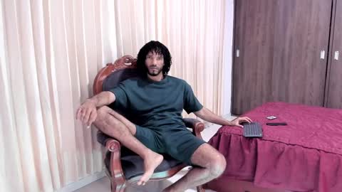 Snapshot of karlmarley1 chatting on 03.11.25 Karl online show from 03.11.25