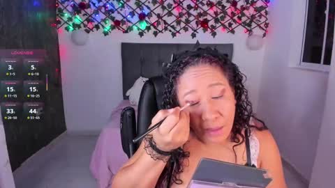 Snapshot of karly_closson chatting on 09.15.25 Karly online show from 09.15.25