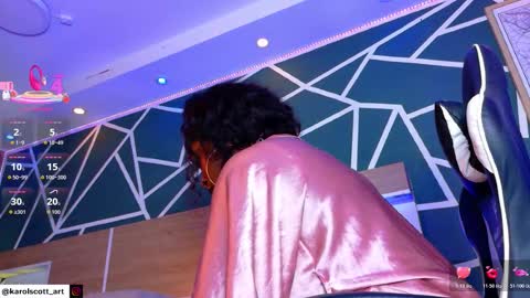 Snapshot of karol_scott1 chatting on 11.10.25 KAROL SCOTT online show from 11.10.25