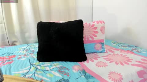 karol_w10 online show from 03.04.25