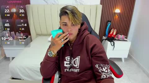 Karol and Luna online show from 02.14.25