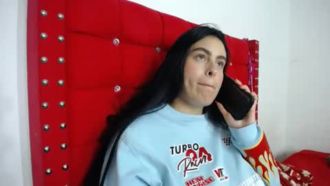 Snapshot of karolay_su chatting on 02.21.25 ARIANNA online show from 02.21.25