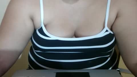 Snapshot of karolbb21 chatting on 02.12.26 karolbb21 online show from 02.12.26