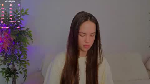 Molly online show from 06.14.26