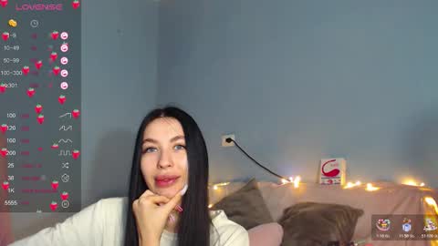 Kira online show from 11.12.25