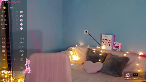 Snapshot of karolina_hottie_ chatting on 03.07.26 Kira online show from 03.07.26