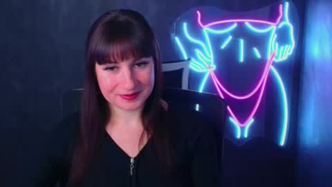 Caroline online show from 12.18.24