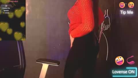 Caroline online show from 10.10.25