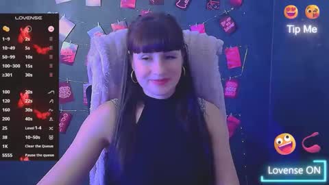 Caroline online show from 11.28.25