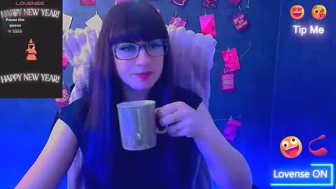 Caroline online show from 04.16.26