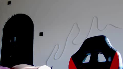 karoline121 online show from 11.21.25